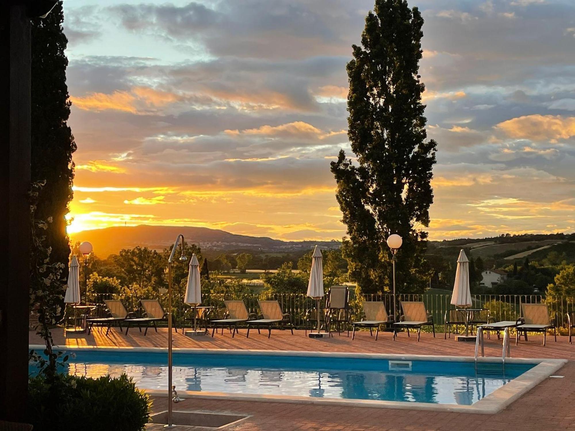 Agriturismo La Sovana Sarteano Bagian luar foto