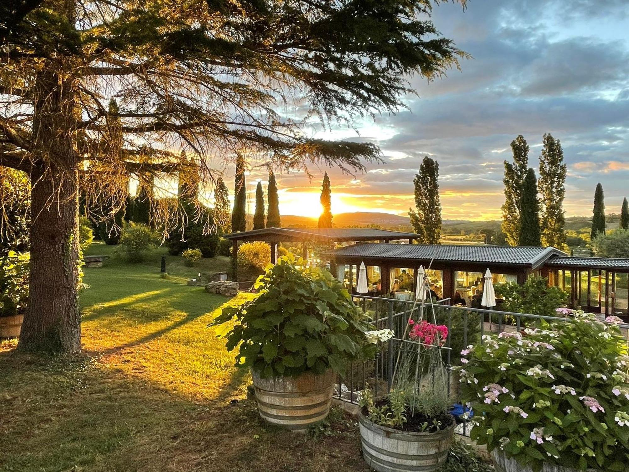 Agriturismo La Sovana Sarteano Bagian luar foto